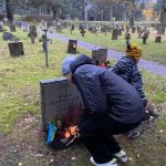 Українці Швеції відвідали поховання відомих українців у Стокгольмі